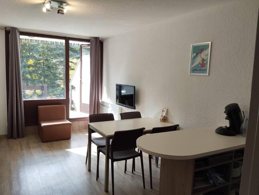 Appartement Idealement Situe Saint-Chaffrey Kültér fotó